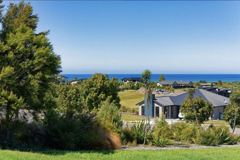 Photo of property in 36 Knowles Crescent, Kaikoura Flat, Kaikoura, 7371