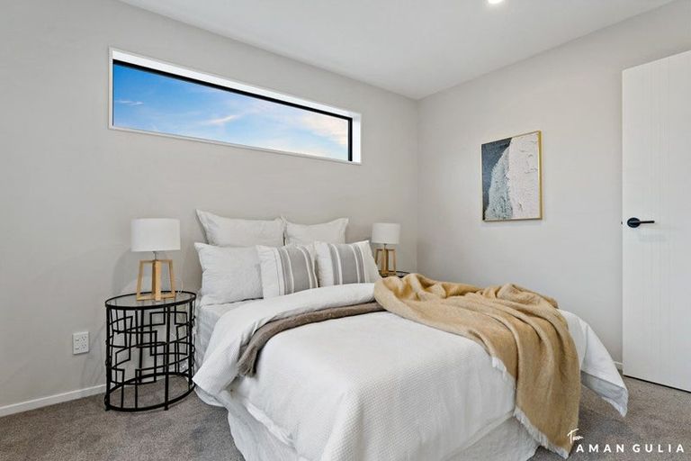Photo of property in 14a Serjeant Street, Henderson, Auckland, 0612