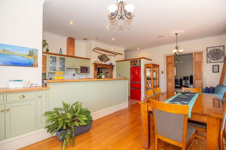 Photo of property in 145 Russell Street, Westport, 7825