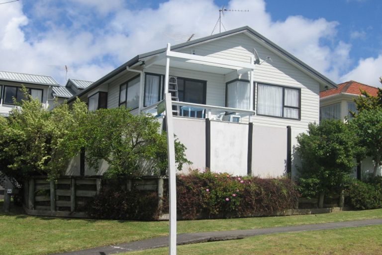 Photo of property in 1/48 Corunna Road, Milford, Auckland, 0620