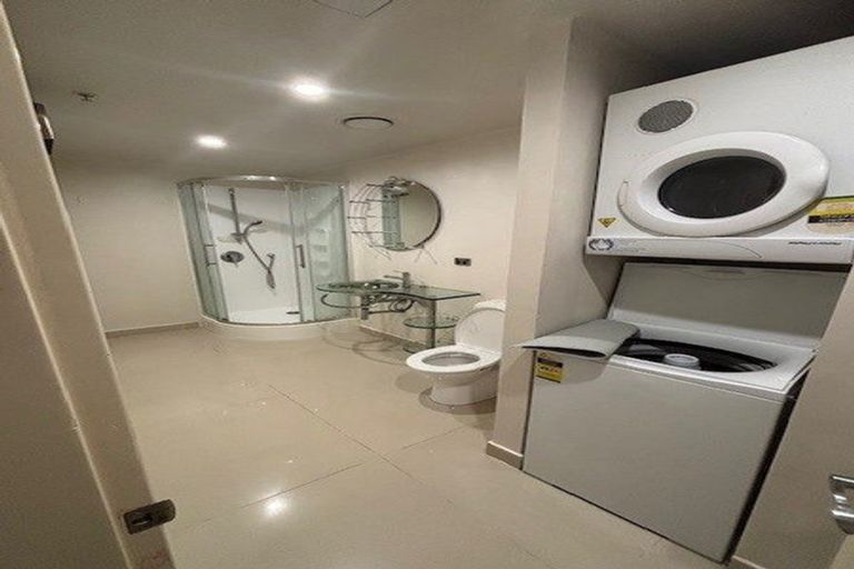 Photo of property in The Quay, 1/332b2 Lambton Quay, Wellington Central, Wellington, 6011