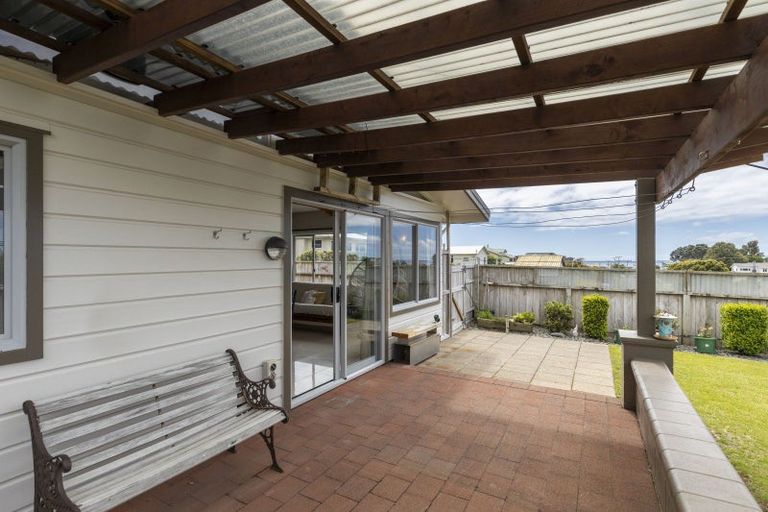 Photo of property in 70 Bayly Road, Blagdon, New Plymouth, 4310