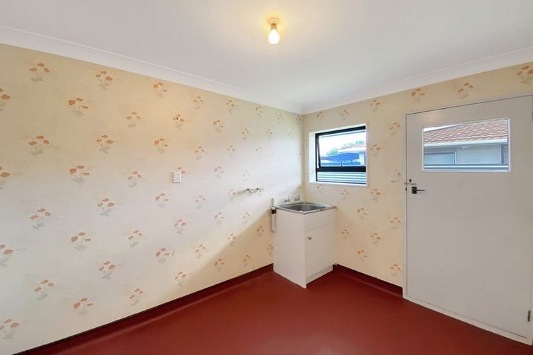 Photo of property in 156 Heretaunga Street, Palmerston North, 4414