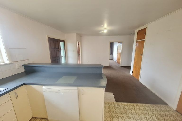 Photo of property in 28 Arapiko Street, Johnsonville, Wellington, 6037