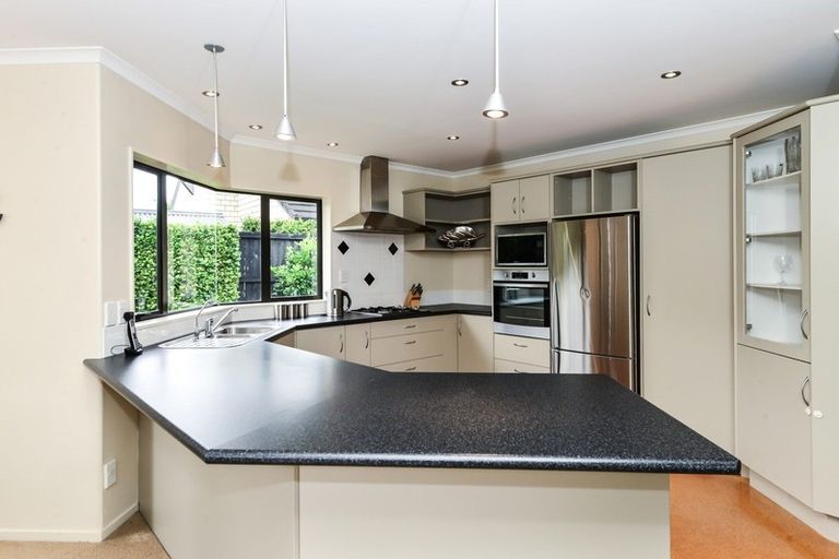 Photo of property in 6 Milbrook Place, Chartwell, Hamilton, 3210