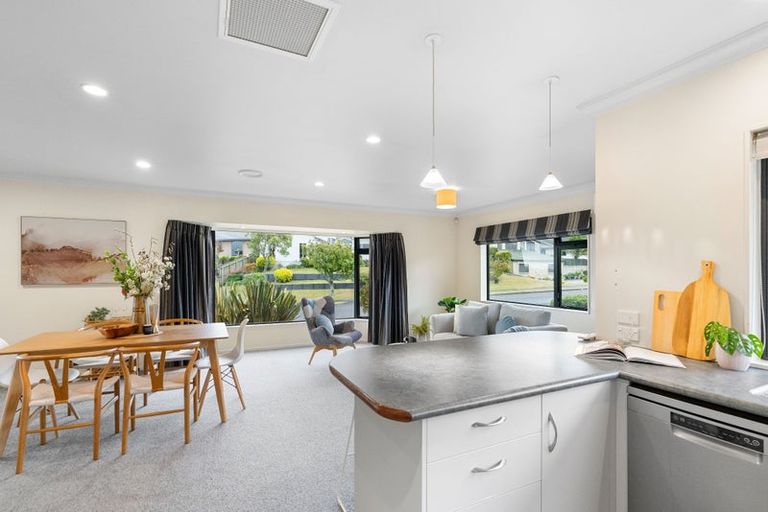 Photo of property in 6 Claremont Rise, Levin, 5510