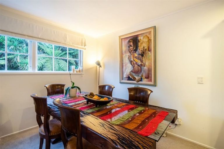 Photo of property in 20 Hythe Terrace, Mairangi Bay, Auckland, 0630