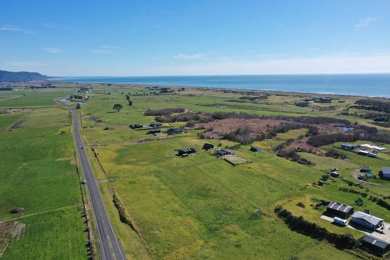 Photo of property in 1110 Thornton Road, Matata, Whakatane, 3194
