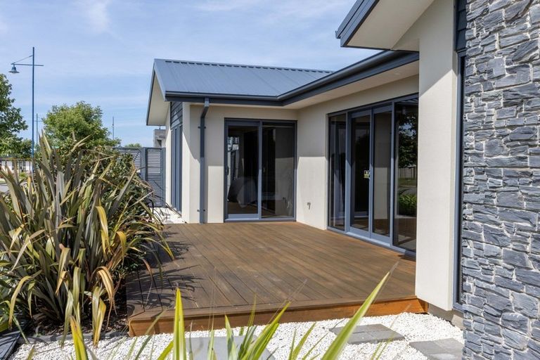 Photo of property in 3 Te Waihora Street, Pegasus, 7612