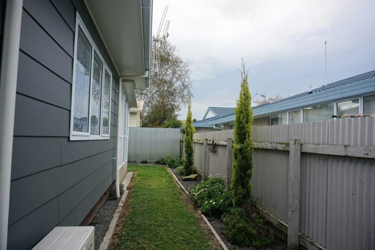 Photo of property in 2/434 Gloucester Street, Taradale, Napier, 4112