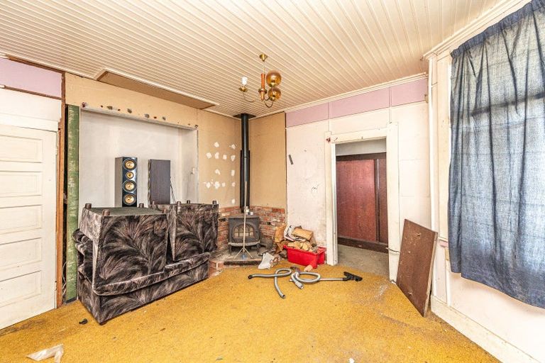 Photo of property in 25 Manuka Street, Castlecliff, Whanganui, 4501