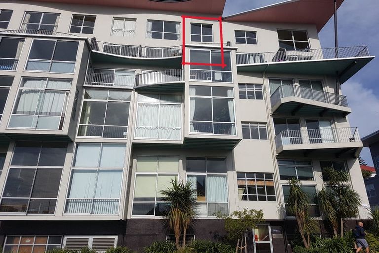 Photo of property in Qba Apartments, 4t/51 Webb Street, Mount Cook, Wellington, 6011