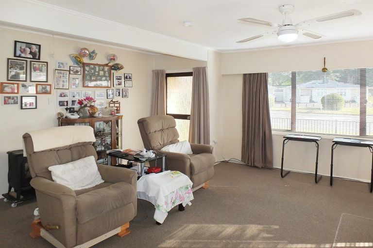 Photo of property in 45 Johnston Street, Foxton, 4814