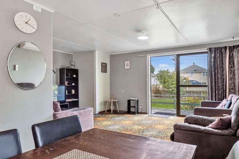 Photo of property in 7 Churchill Crescent, Tawhero, Whanganui, 4501