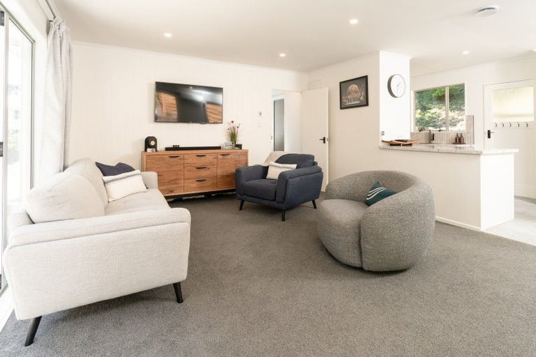 Photo of property in 19d Mahoe Street, Tawa, Wellington, 5028