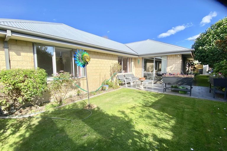 Photo of property in 9 Mounter Avenue, Northwood, Christchurch, 8051