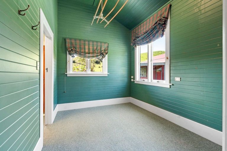 Photo of property in 75 Kahuterawa Road, Linton, Palmerston North, 4472
