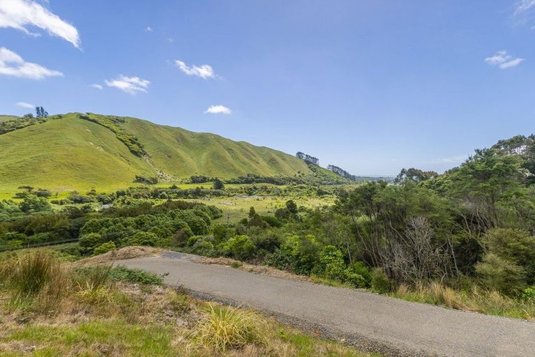 Photo of property in 213 Reikorangi Road, Waikanae, 5391
