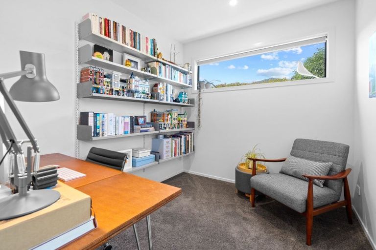 Photo of property in 12 Coralie Place, Lansdowne, Masterton, 5810