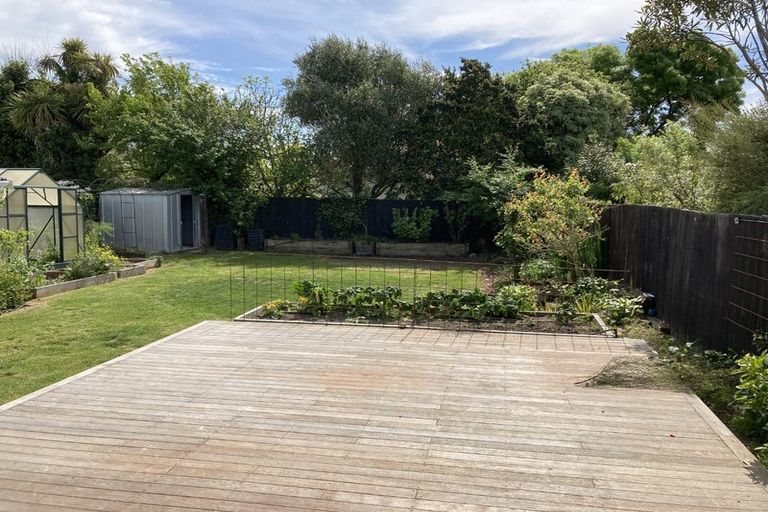 Photo of property in 81 Knowles Street, St Albans, Christchurch, 8052