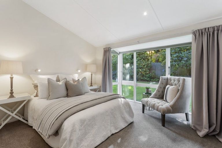 Photo of property in 17 Chepstow Avenue, Fendalton, Christchurch, 8052