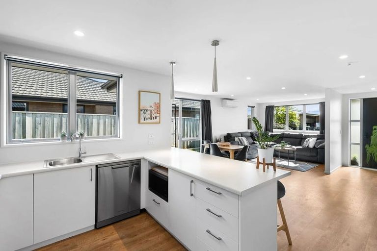 Photo of property in 23 Chandler Way, Rolleston, 7615