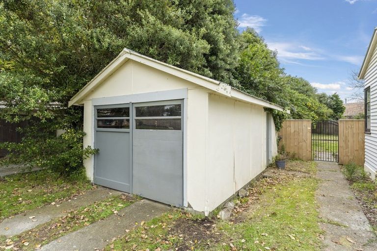 Photo of property in 4 Nathan Place, West End, Palmerston North, 4412