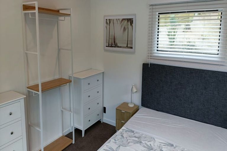 Photo of property in 4 Bewley Avenue, Macandrew Bay, Dunedin, 9014