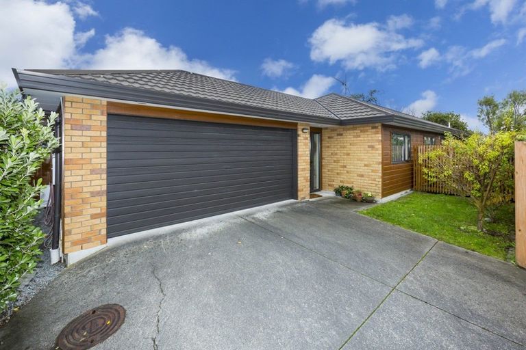 Photo of property in 10 Louis Street, Trentham, Upper Hutt, 5018