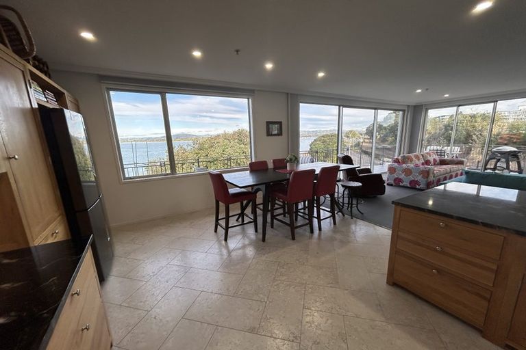 Photo of property in 2/51 Dive Crescent, Tauranga, 3110