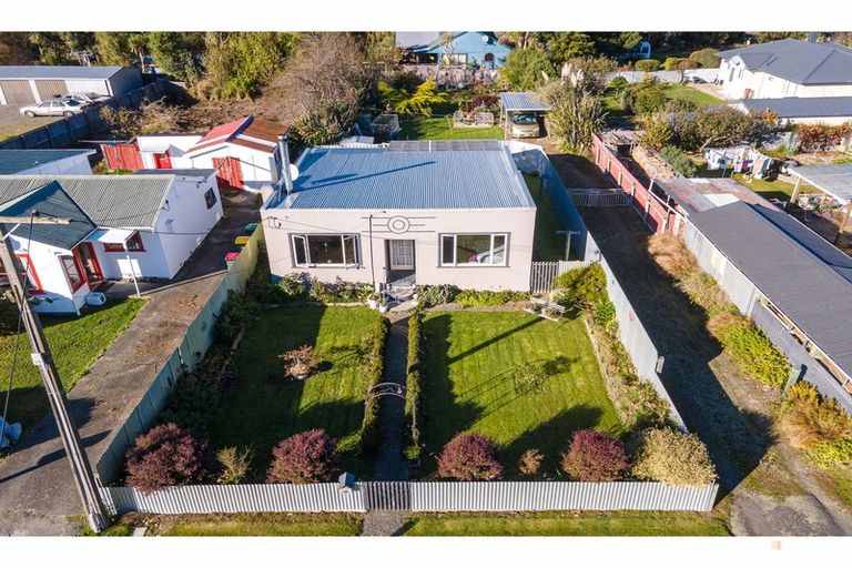 Photo of property in 26 Augustine Street, Waimate, 7924