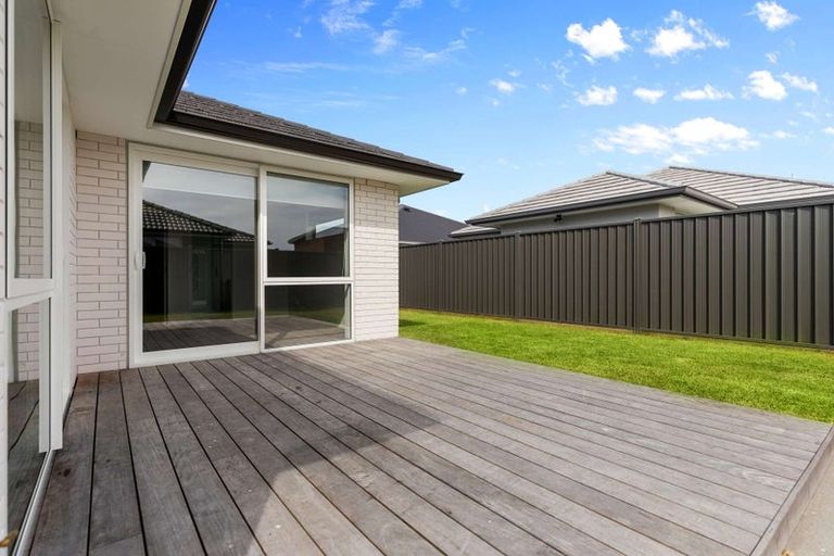 Photo of property in 3 Lattay Lane, Pyes Pa, Tauranga, 3112