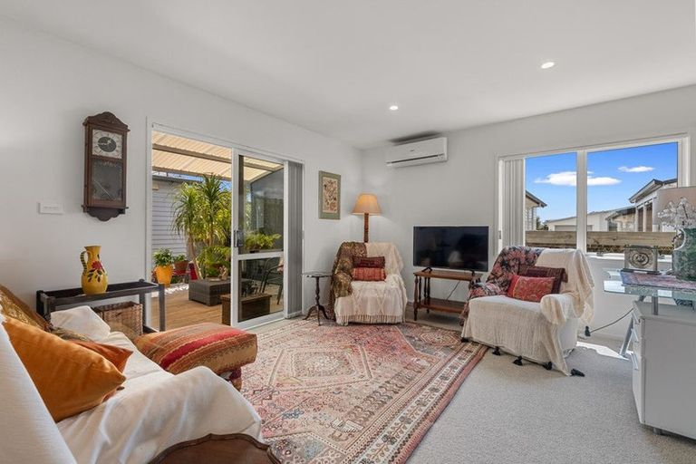 Photo of property in 309/11 Kamahi Crescent, Papamoa Beach, Papamoa, 3118