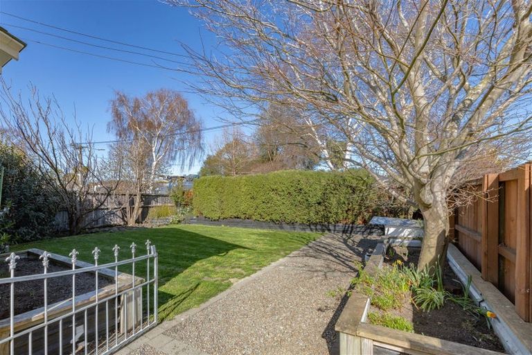 Photo of property in 96 Condell Avenue, Papanui, Christchurch, 8053