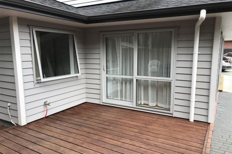 Photo of property in 6a Buller Crescent, Manurewa, Auckland, 2102