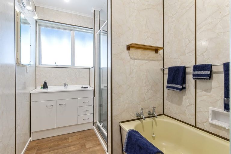 Photo of property in 18 Mamaku Street, Paraparaumu, 5032