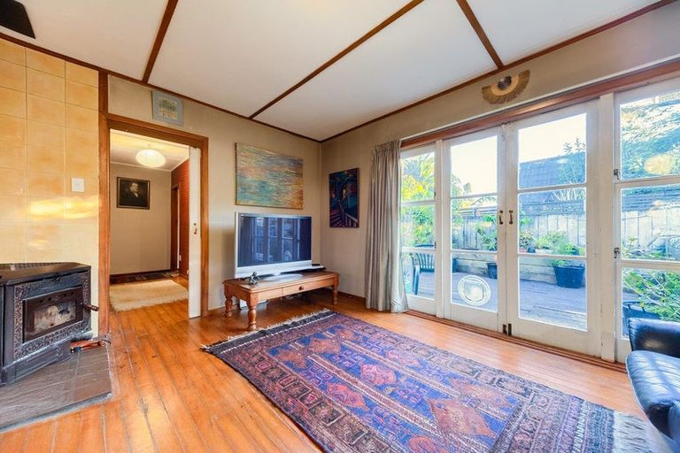 Photo of property in 5 Leinster Avenue, Raumati South, Paraparaumu, 5032