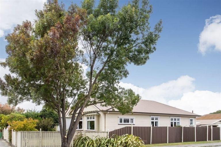 Photo of property in 239 Selwyn Street, Spreydon, Christchurch, 8024