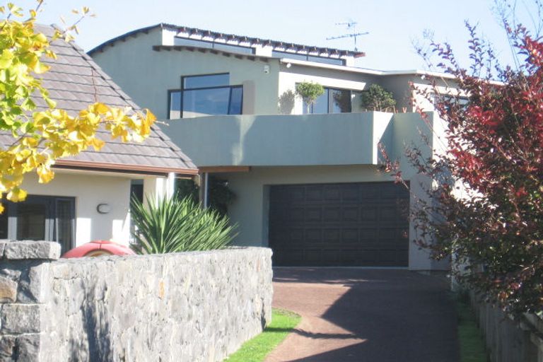 Photo of property in 35 Starlight Cove, Hobsonville, Auckland, 0618