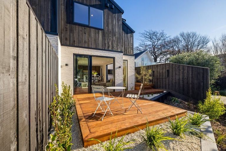 Photo of property in 12 Albany Street, St Albans, Christchurch, 8014