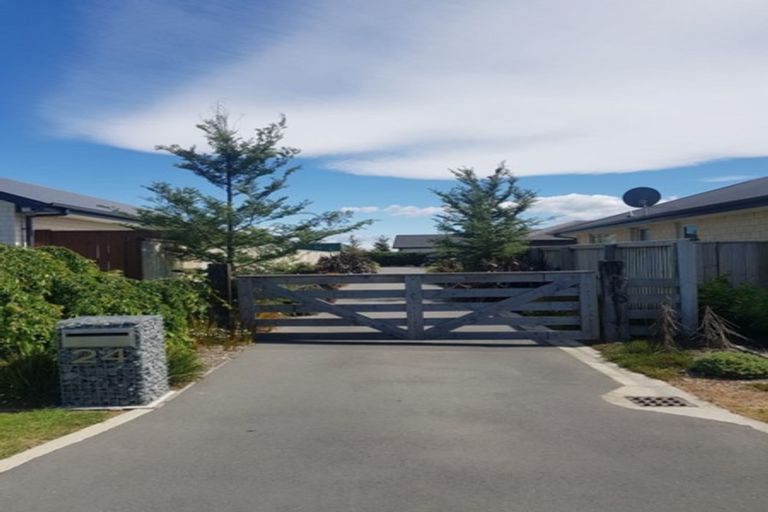 Photo of property in 24 Navy Loop, Rolleston, 7614