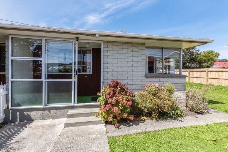 Photo of property in 728f4- Fergusson Drive, Elderslea, Upper Hutt, 5018