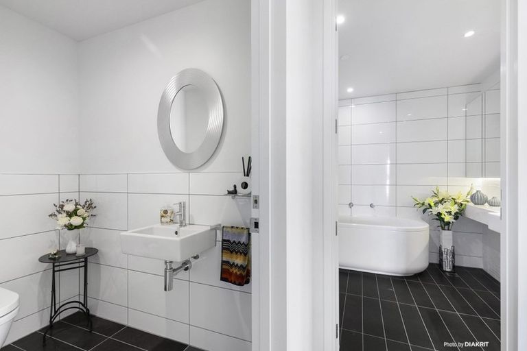 Photo of property in 601/1u Market Lane, Wellington Central, Wellington, 6011