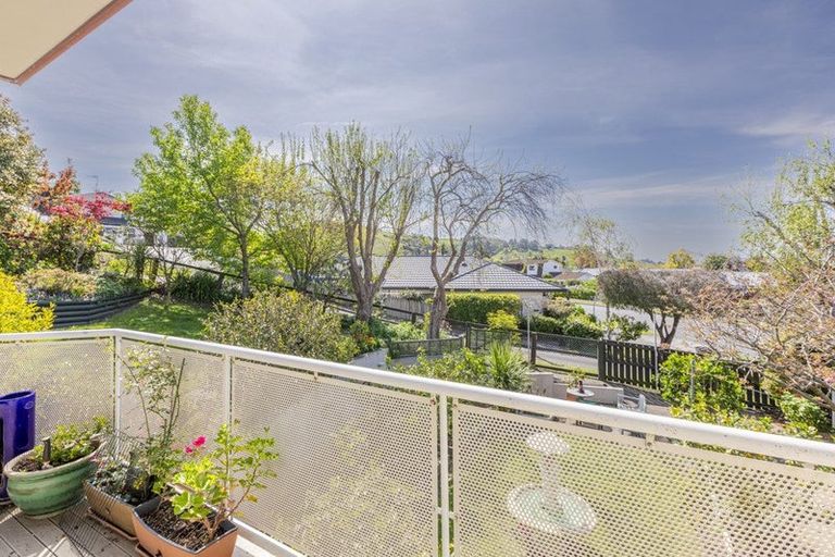 Photo of property in 59 Hetley Crescent, Taradale, Napier, 4112