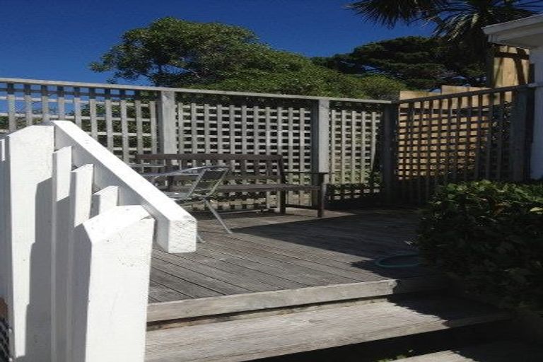 Photo of property in 99 Karepa Street, Brooklyn, Wellington, 6021