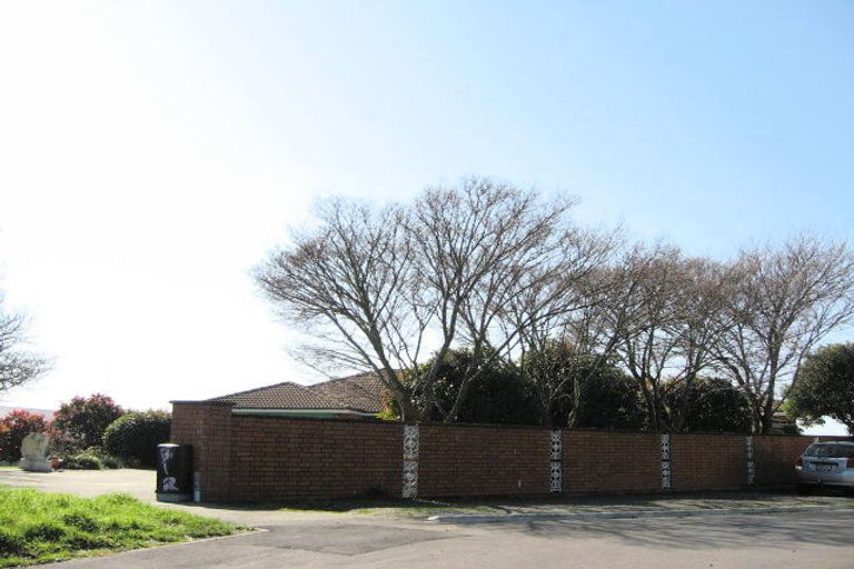 Photo of property in 59c Dyers Pass Road, Cashmere, Christchurch, 8022