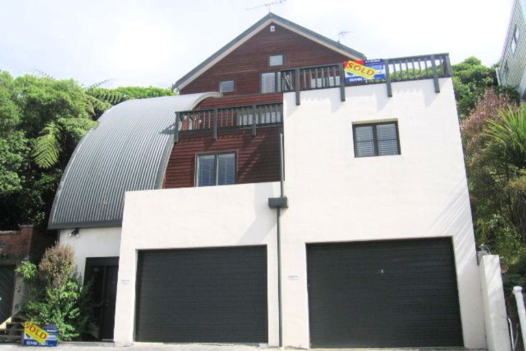 Photo of property in 88 Mitchell Street, Brooklyn, Wellington, 6021