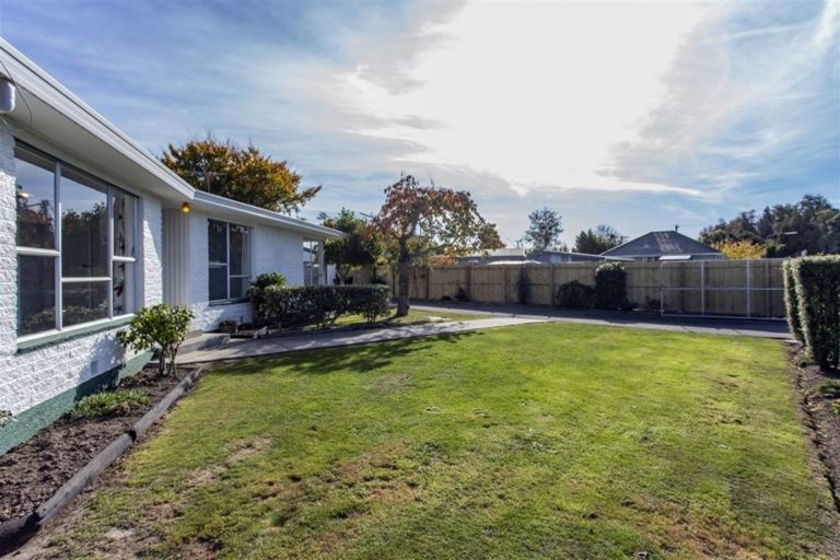 Photo of property in 51 Gibbs Drive, Woodend, 7610