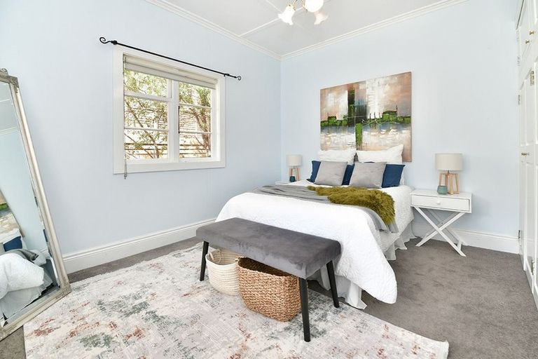 Photo of property in 43 Puriri Street, Helensville, 0800