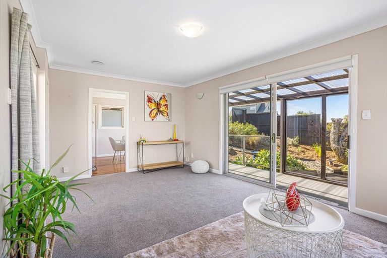 Photo of property in 77 Brightside Road, Stanmore Bay, Whangaparaoa, 0932